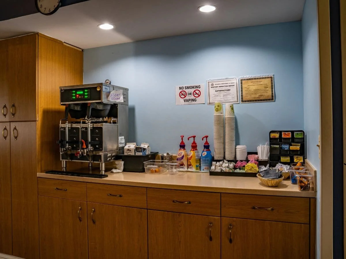 Avatar Residential Detox Center - Facility - Cafeteria